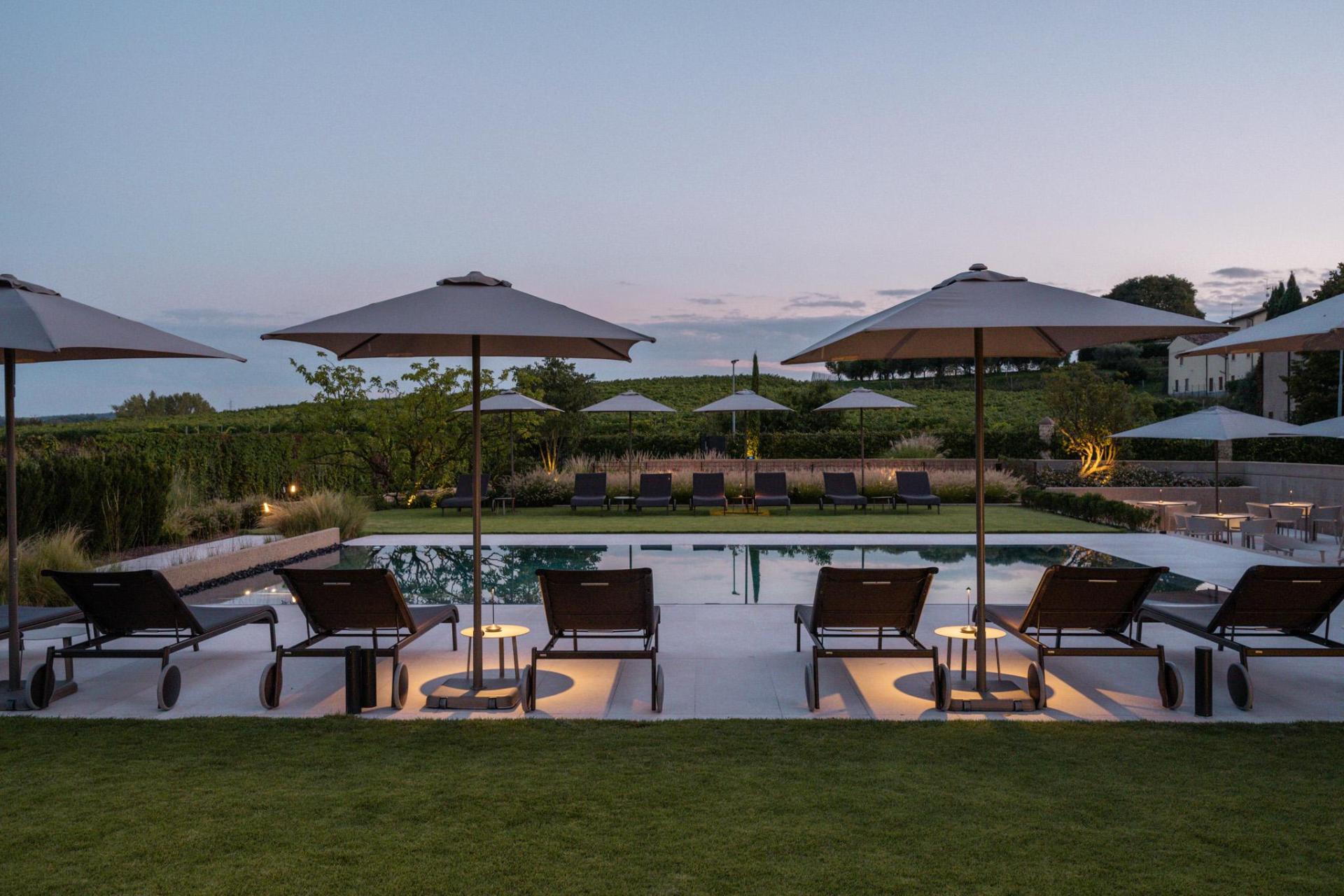 Luxury apartments near Lake Garda – with swimming pool