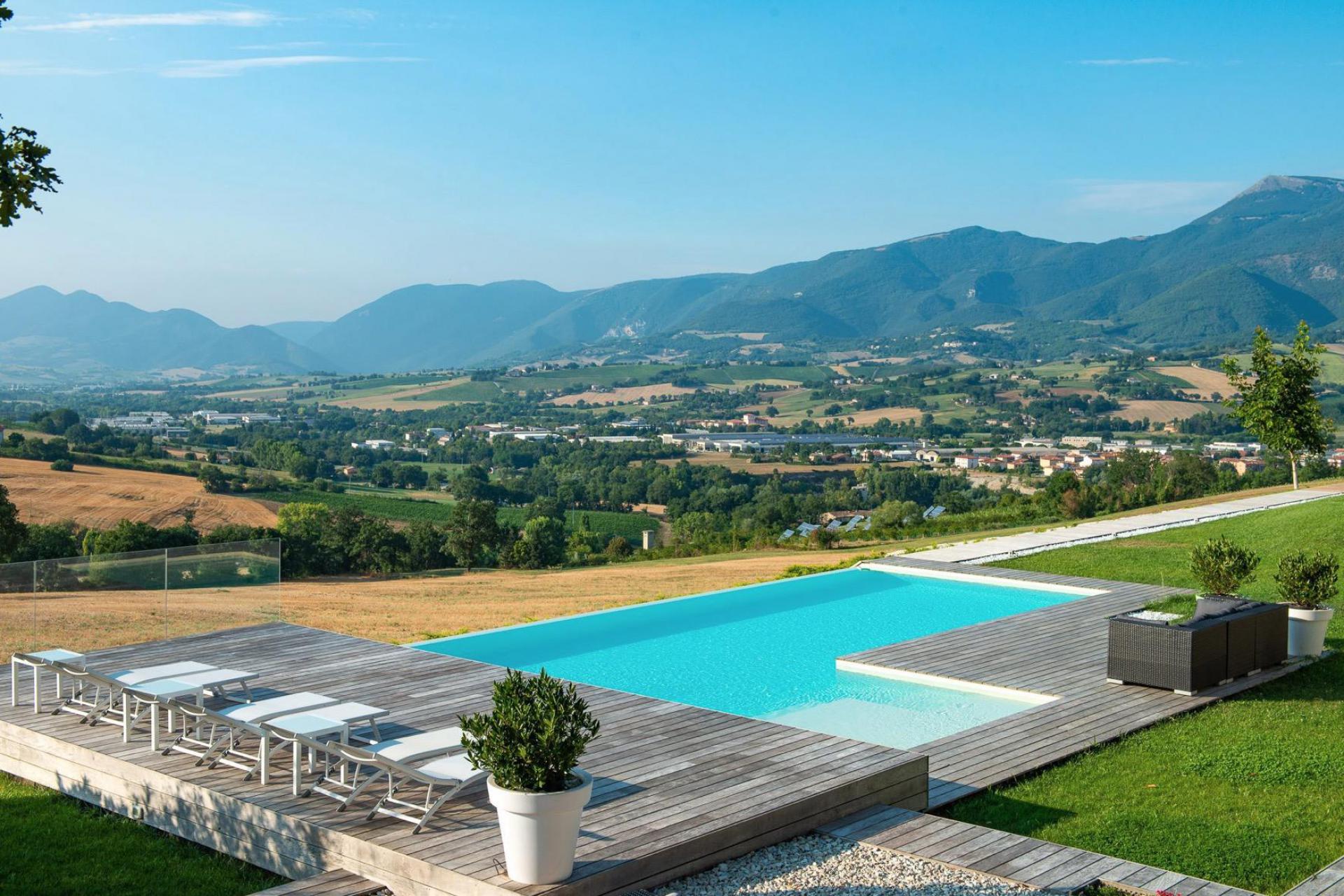 Oasis of peace in the inland of le Marche