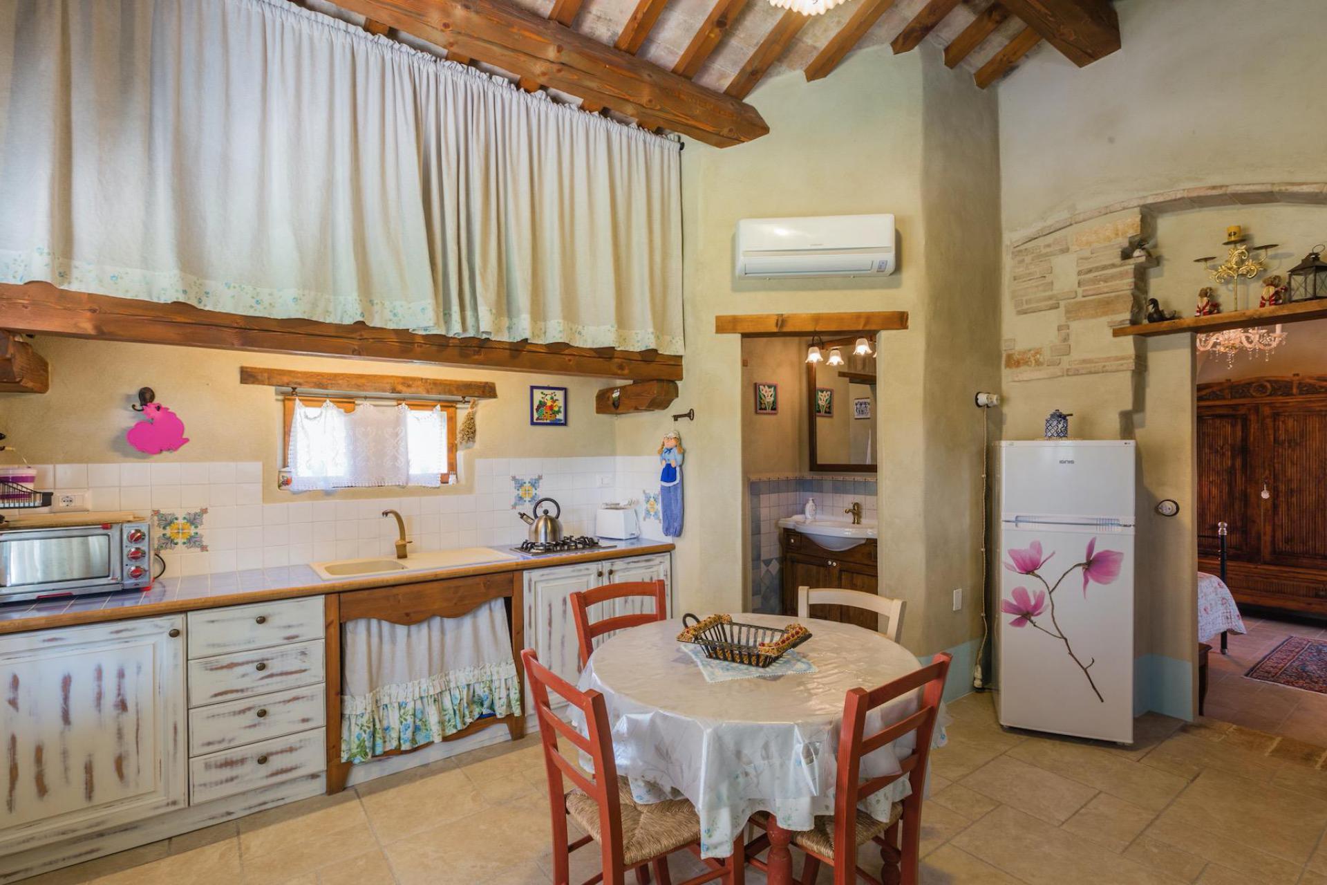 Cosy agriturismo near authentic village in Marche