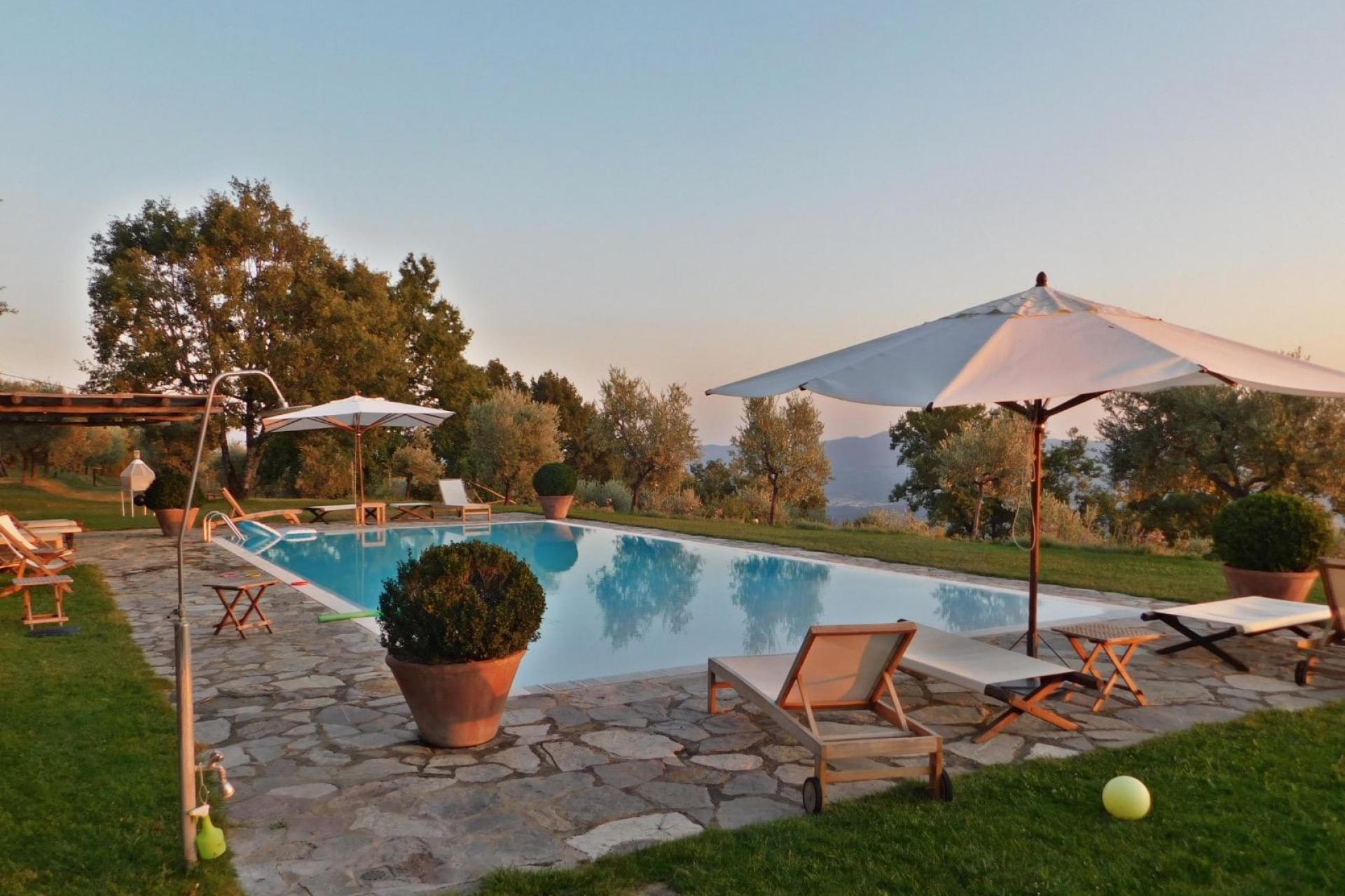 Agriturismo Tuscany, luxury apartments and great views