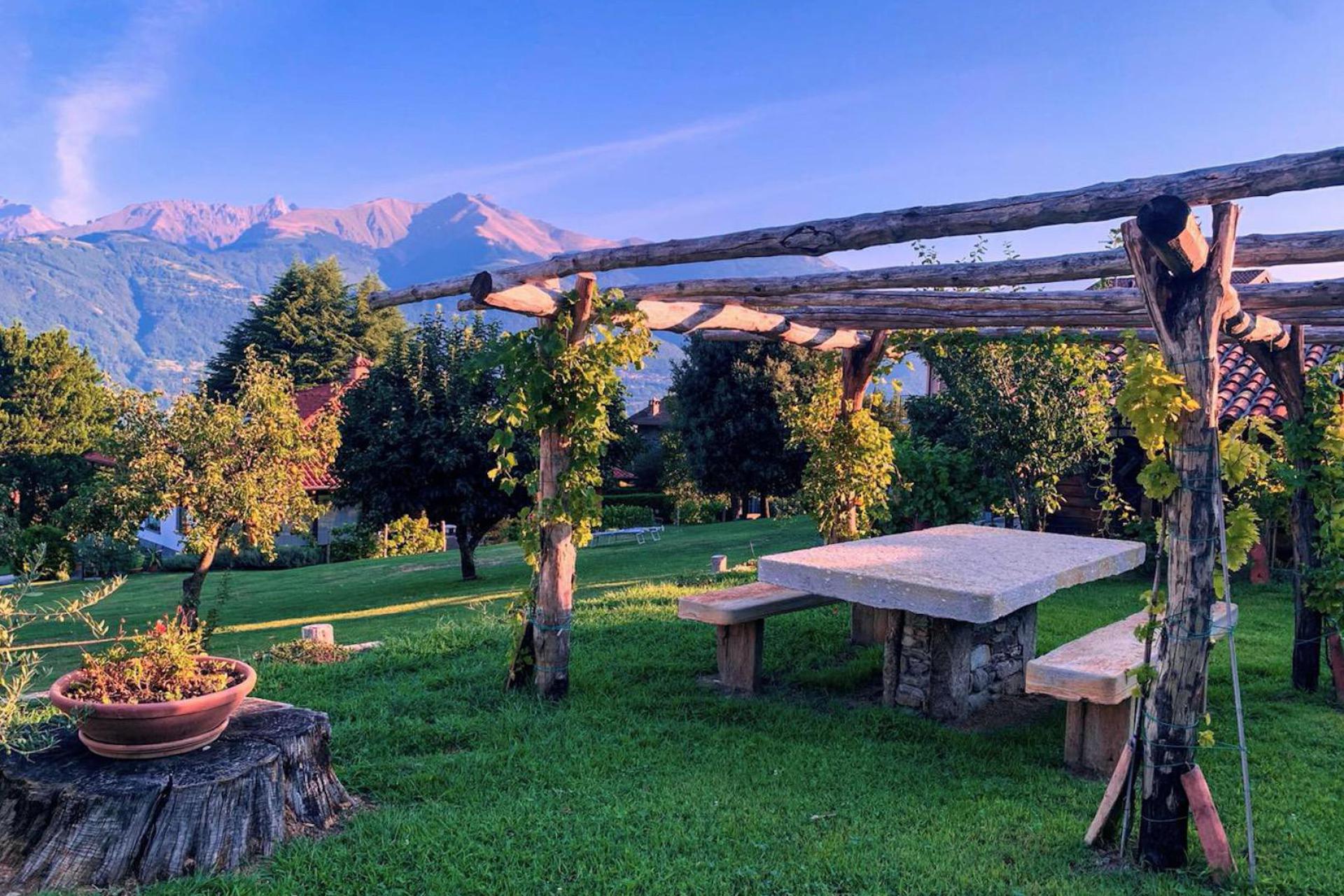 Hospitable agriturismo on Lake Como with a homely atmosphere