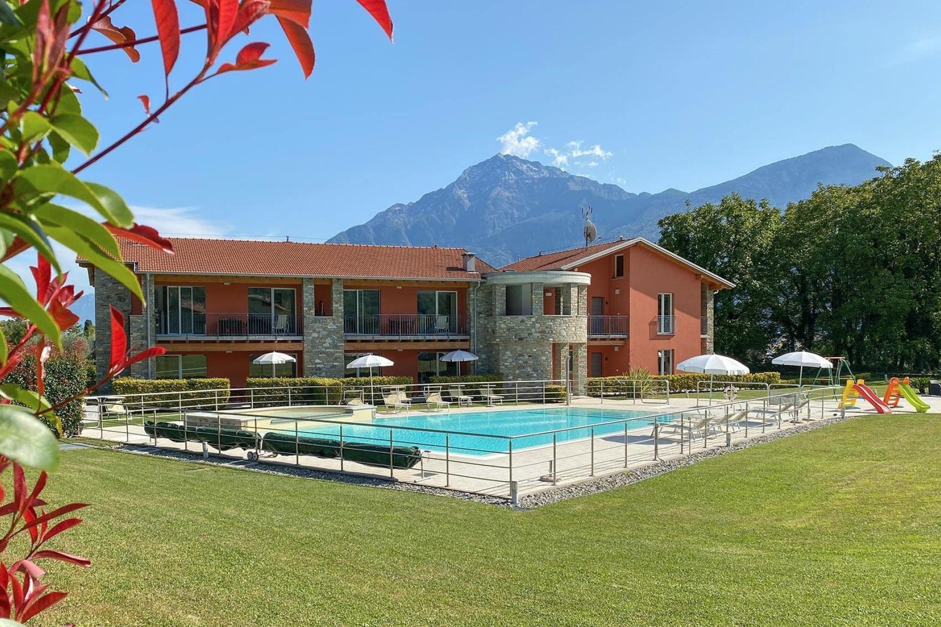 Residence Lake Como, child friendly and large pool