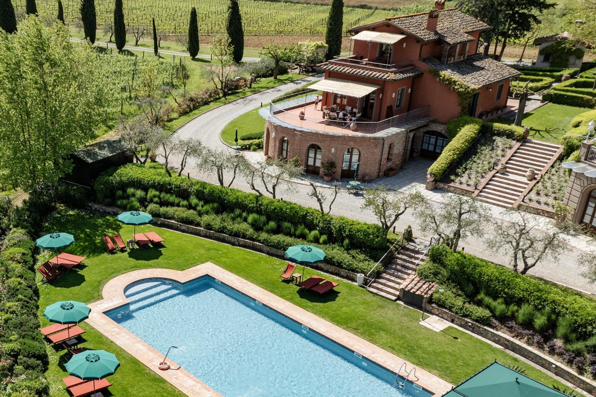 Luxurious wine farm with apartments
